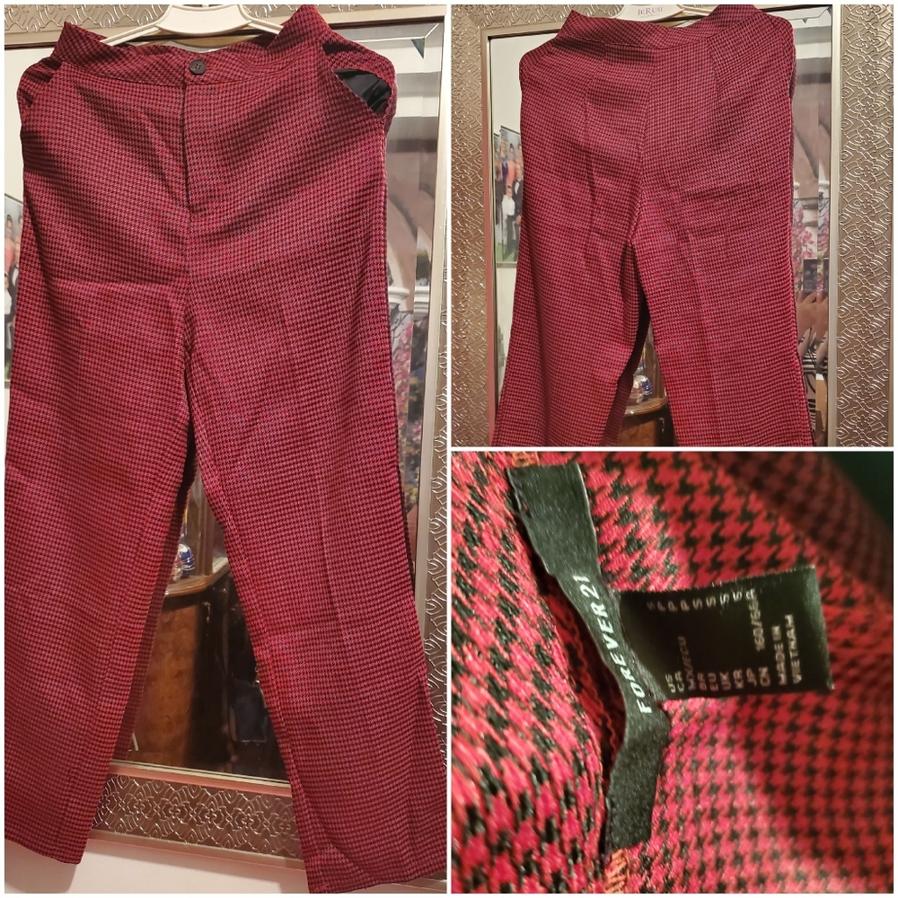 FOREVER 21 RED FASHION GIRL PANTS